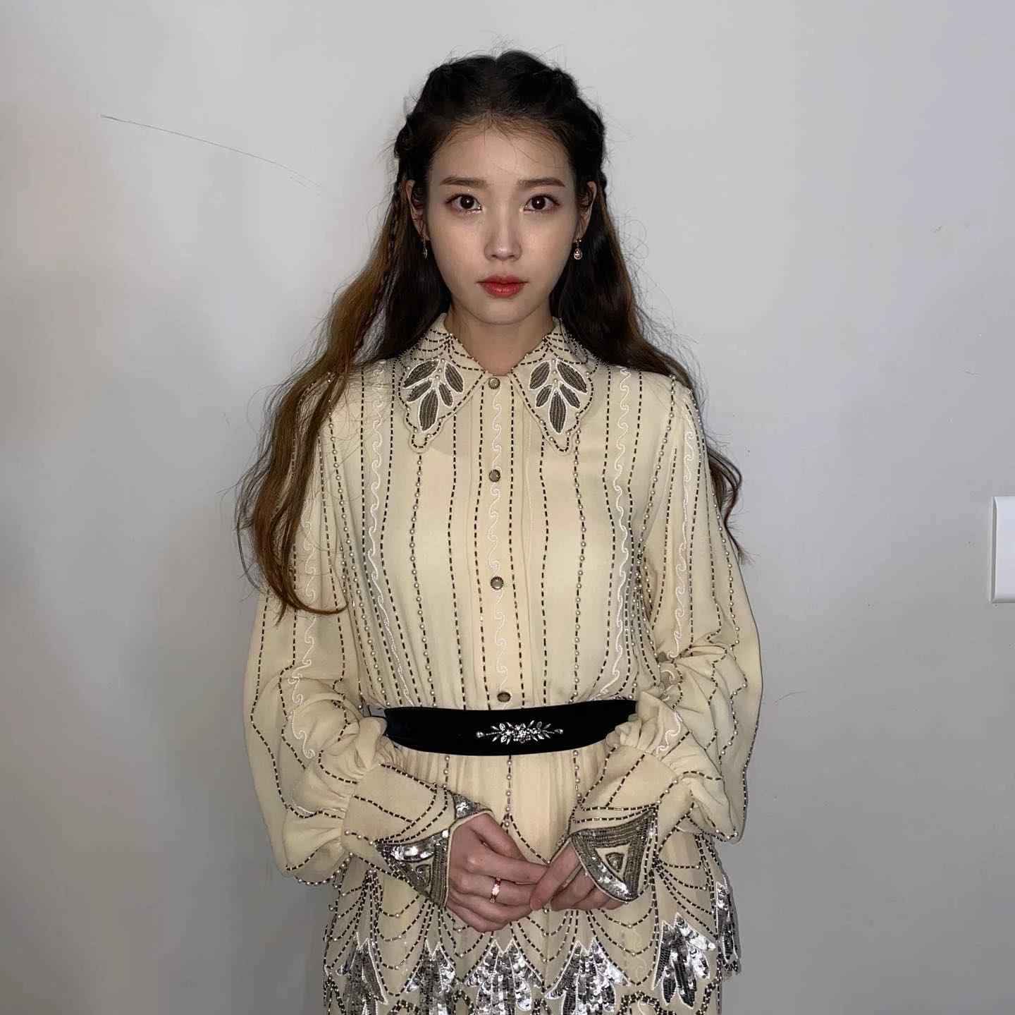 IU - iu-hot-2.webp